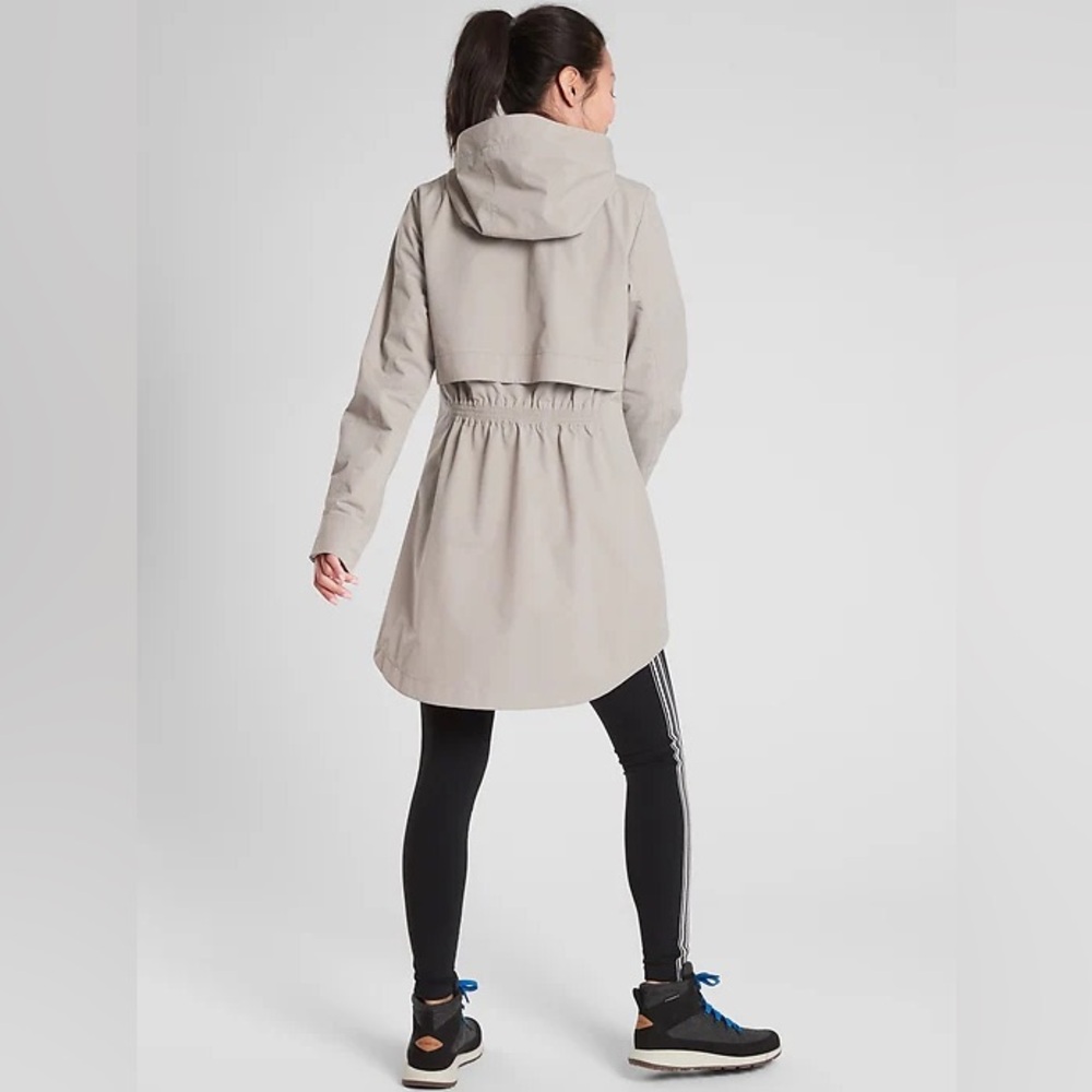 Athleta Forcast Rain Shell Rain Jacket